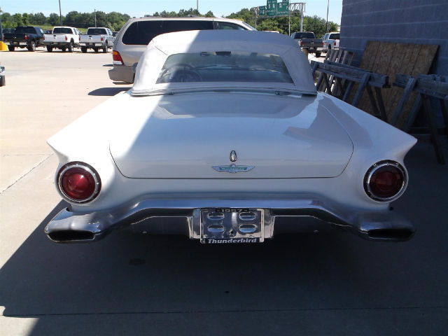 1957 Ford Thunderbird - photo 5