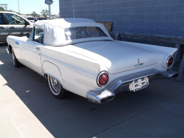 1957 Ford Thunderbird - photo 6