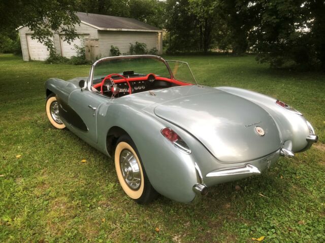 1957 Chevrolet Corvette WAS A FULIE ROADSTER - photo 3