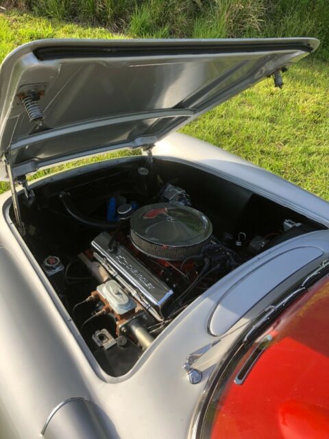 1957 Chevrolet Corvette Convertible - photo 3