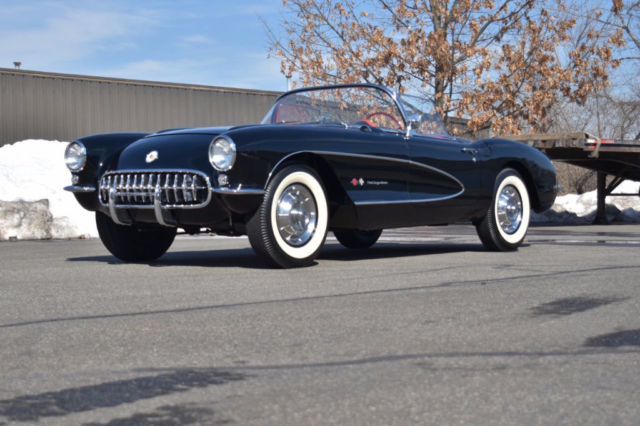 1957 CORVETTE FUEL INJECTION-FRAME OFF-RESTORED-NO HIT BODY 1957 Chevrolet Corvette FUEL INJECTION
