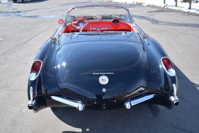 1957 Chevrolet Corvette FUEL INJECTION - photo 3