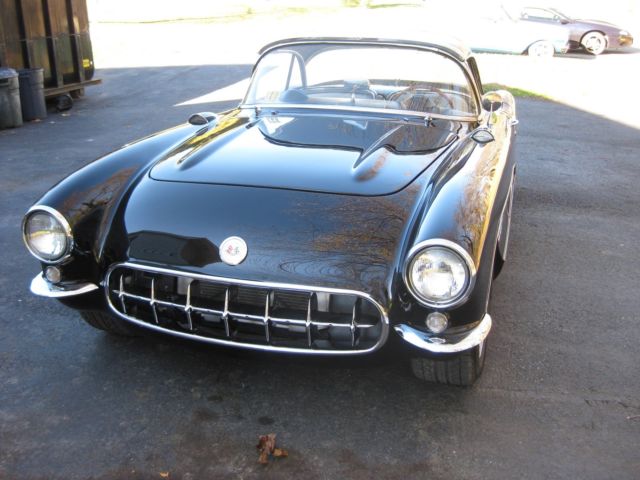 1957 Chevrolet Corvette - photo 11