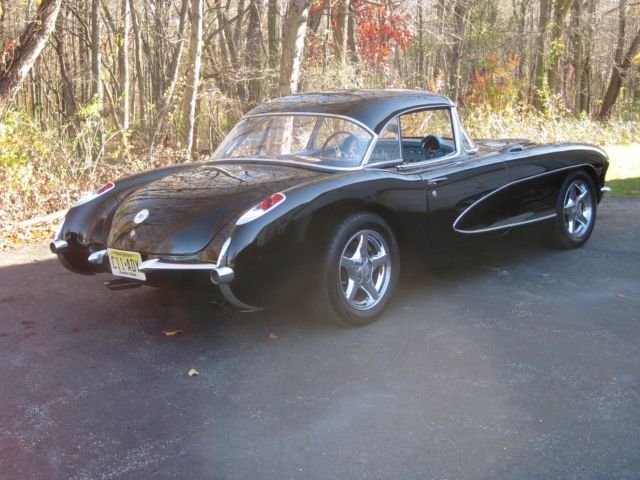 1957 Chevrolet Corvette - photo 2