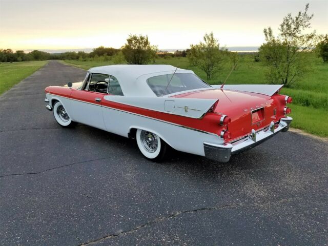 1957 Dodge Coronet Convertible - photo 2