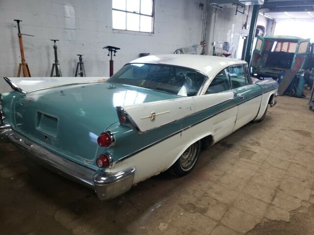 1957 Dodge Coronet - photo 4