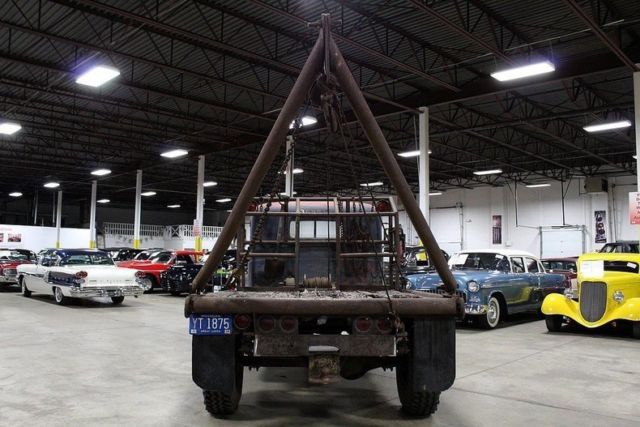 1957 Dodge Power Wagon Tow Truck - photo 4