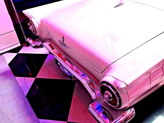 1957 Ford Thunderbird - photo 6
