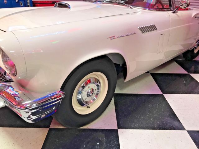 1957 Ford Thunderbird - photo 3