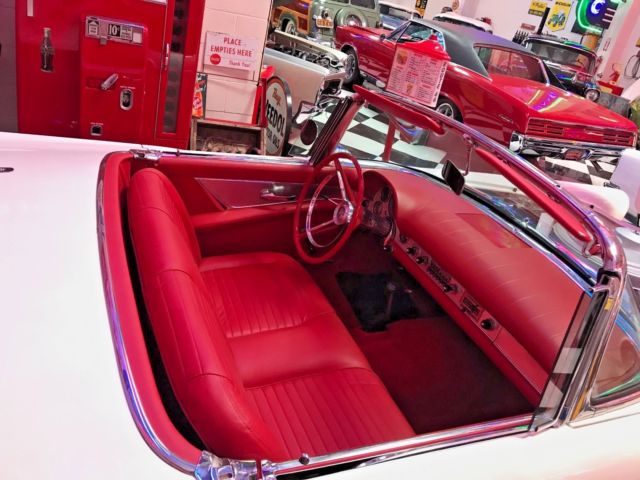1957 Ford Thunderbird - photo 8