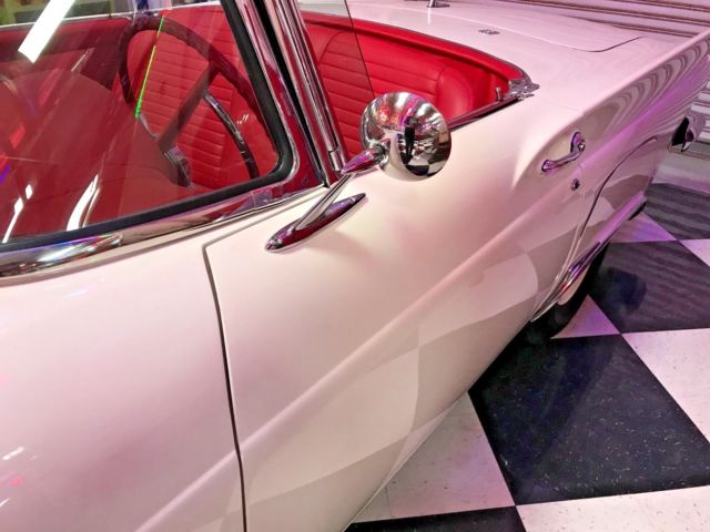 1957 Ford Thunderbird - photo 9