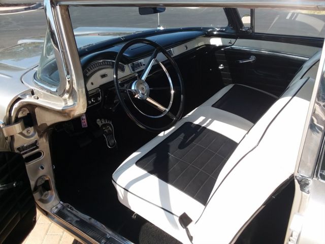 1957 Ford Fairlane Lots of stainless - photo 7