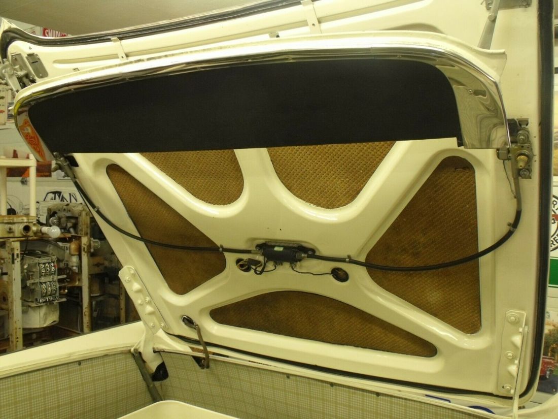 1957 Ford Fairlane - photo 11