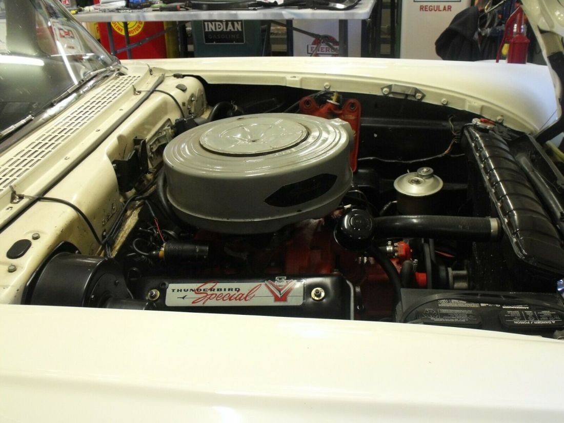 1957 Ford Fairlane - photo 12