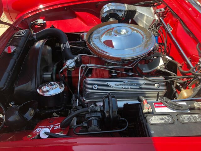 1957 Ford Thunderbird - photo 2