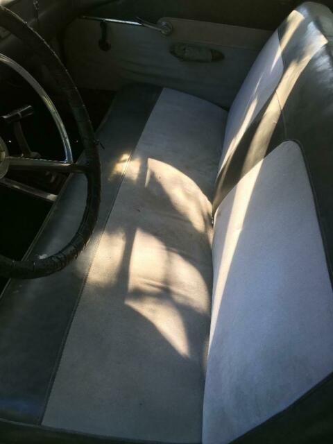 1957 Ford 4dr - photo 5