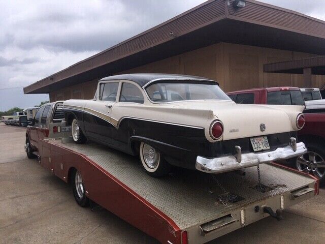 1957 FORD CUSTOM 300 2 DOOR SEDAN—-ORIGINAL 35k MILE EXAMPLE—-LADY OWNER 1957 Ford Custom 300 custom 300