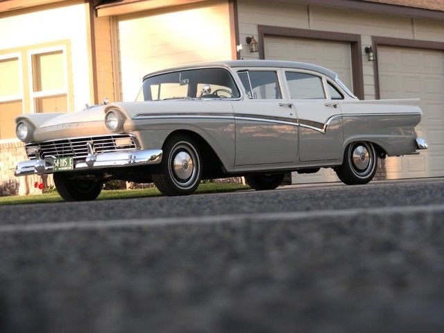 1957 FORD CUSTOM 300 4Dr Sedan - Interceptor V8 1957 Ford Other