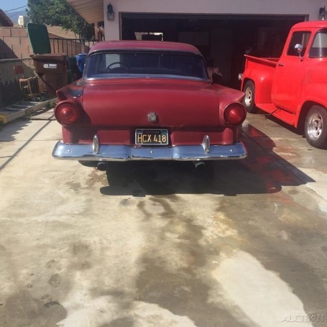 1957 Ford Custom 300 - photo 2