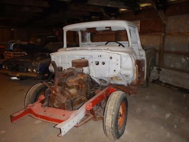 1957 Ford F-100 --
