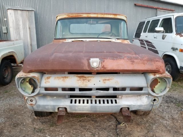 1957 Ford F-100 - photo 2