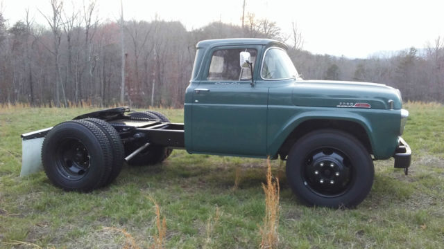 1957 Ford F-100 Custom Cab - photo 3