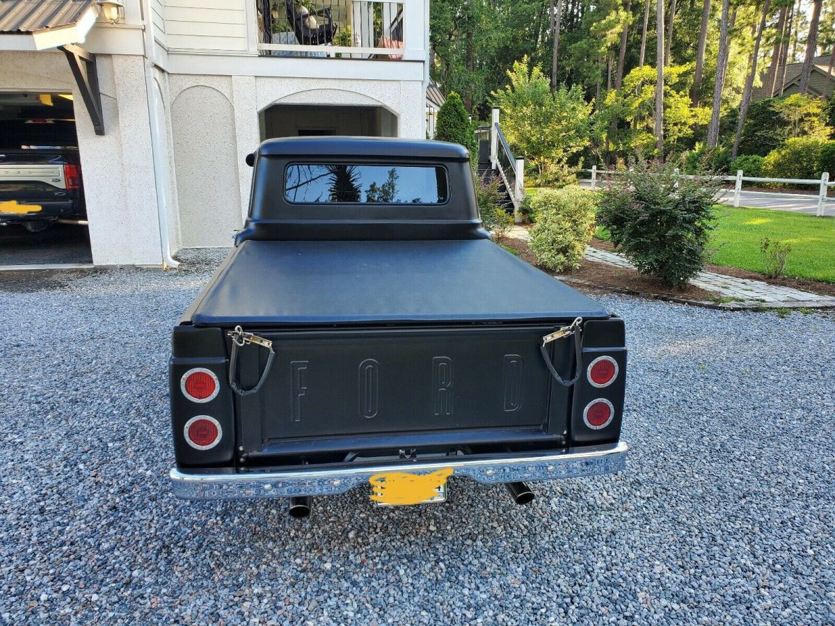 1957 Ford F100 2 door - photo 3