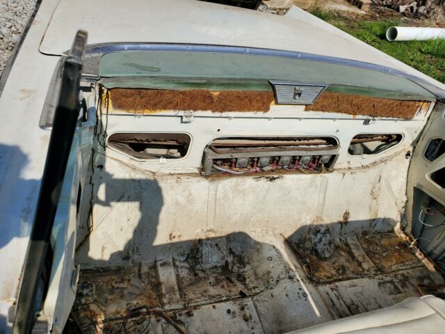1957 Ford Fairlane - photo 13