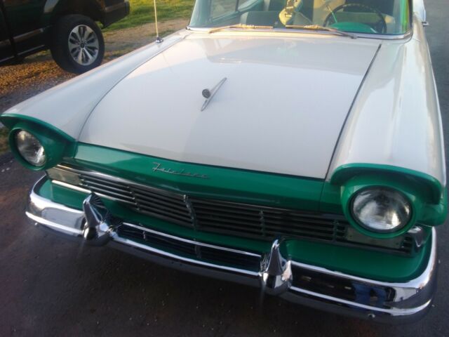 1957 Ford Fairlane - photo 5