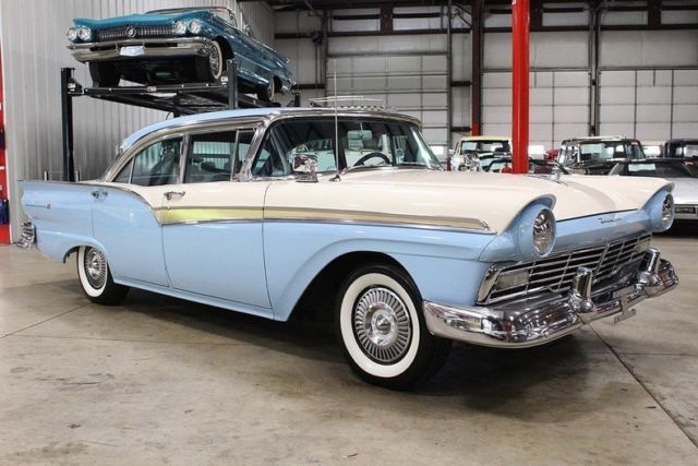 1957 Ford Fairlane -- - photo 7