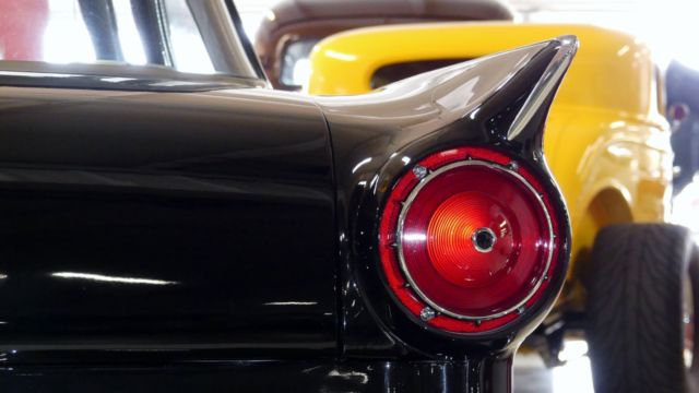 1957 Ford Fairlane 500 - photo 12