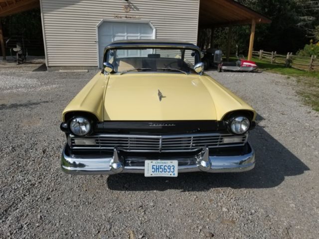 1957 Ford Fairlane 500 - photo 3
