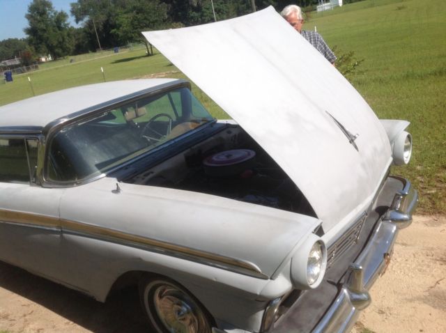 1957 Ford Fairlane 500 - photo 4
