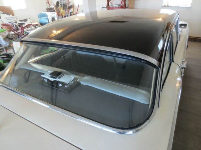 1957 Ford Fairlane - photo 11