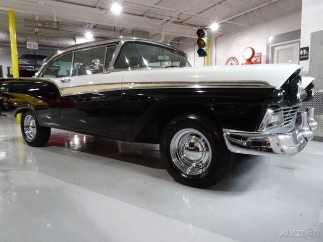 1957 Ford Fairlane Hardtop 500 - photo 12