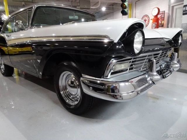 1957 Ford Fairlane Hardtop 500 - photo 13