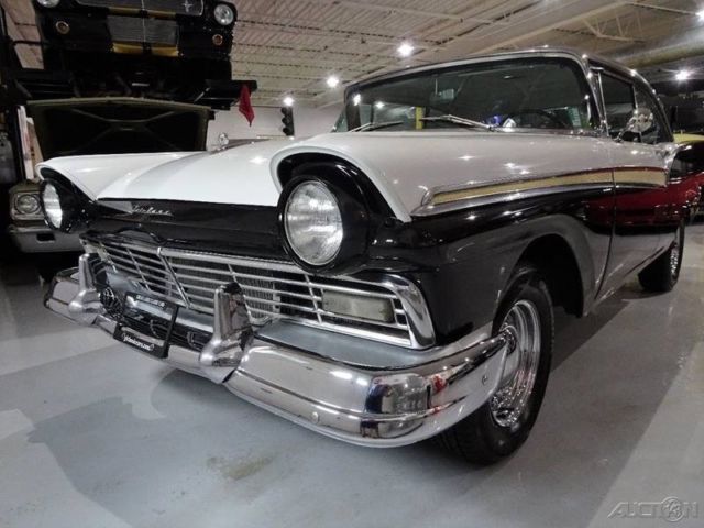 1957 Ford Fairlane Hardtop 500 - photo 9