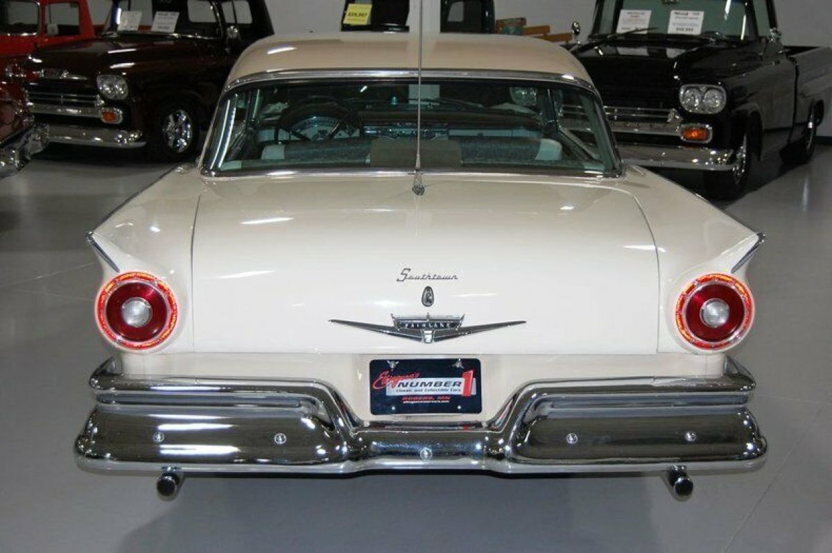 1957 Ford Fairlane 500 2Dr Hdtp - photo 3