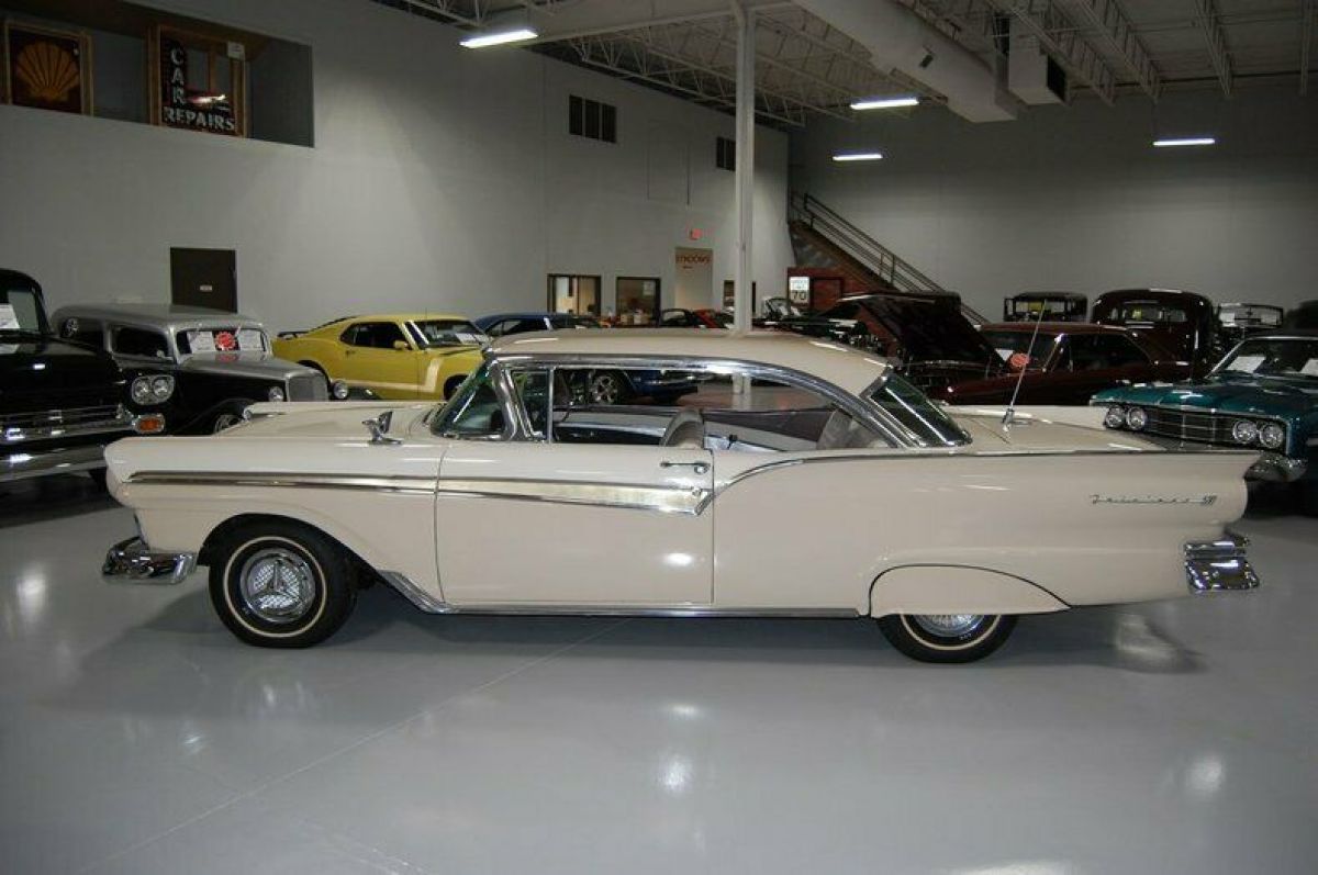 1957 Ford Fairlane 500 2Dr Hdtp - photo 5