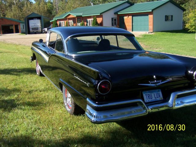 1957 Ford Fairlane deluxe - photo 4