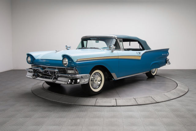 1957 Ford Fairlane 500 - photo 3