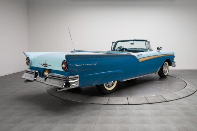 1957 Ford Fairlane 500 - photo 4