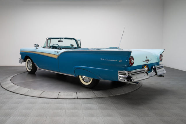 1957 Ford Fairlane 500 - photo 8