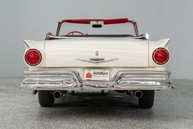 1957 Ford Fairlane -- - photo 8