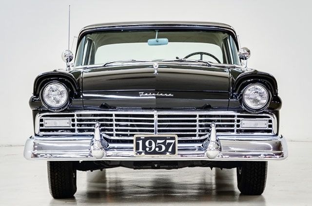 1957 Ford Fairlane -- - photo 5