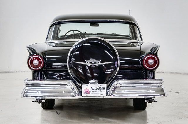 1957 Ford Fairlane -- - photo 7