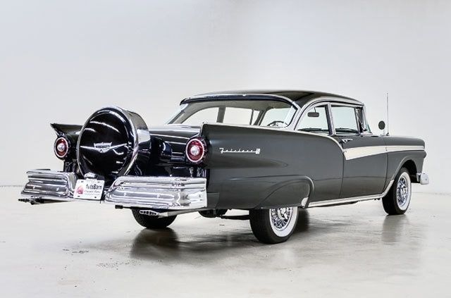 1957 Ford Fairlane -- - photo 8