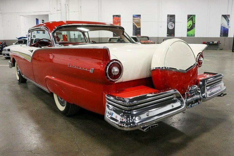 1957 Ford Fairlane 500 Crown Victoria - photo 3