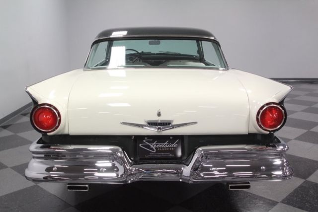 1957 Ford Fairlane 500 - photo 12