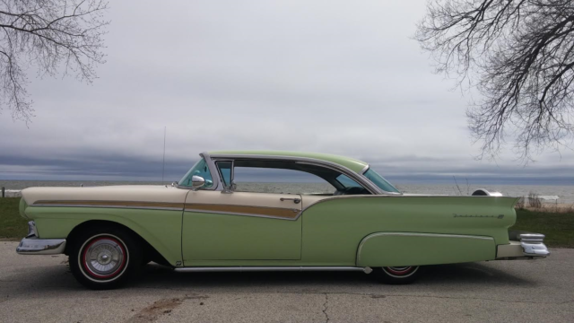 1957 ford fairlane 500 hotrod thunderbird toploader 4speed 390 custom skyliner 1957 Ford Fairlane